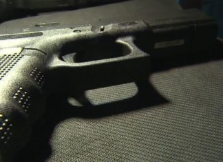 Undeclared weapons in airports turning into fast-growing drawback for TSA – InForum 09202811 airportvo10.Still001