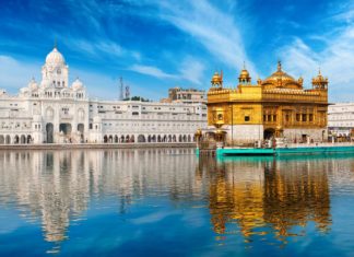 Issues You Have to Know Earlier than You Go to India 1 INDIANGUIDE shutterstock 725535832