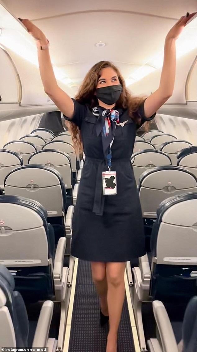 62857427 11255797 A flight attendant has shared some important tips and tricks on  m 187 1664310407190