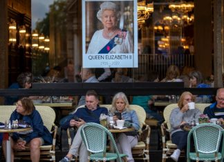 Queen Elizabeth’s loss of life to price UK financial system $2.6B, however tourism may present enhance Queen Elizabeth UK Economy Tourism