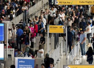 Report ranks America’s finest airports ap22248596359871
