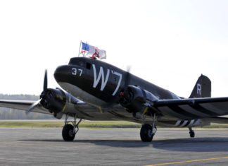 Flying into Historical past: 5 Storied Airports Price a Go to shutterstock 1632641824