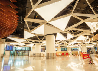 Passenger site visitors surges 187 per cent at Oman’s airports – Enterprise Traveller The mezzanine level of Omans new airport