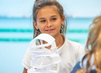 ESA college students construct paper buildings as a part of new curriculum b929c01b ad72 4c93 963e dab7e4731440 ESA Paper Structures 3846