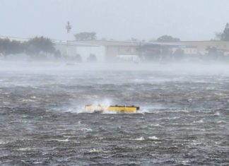 Florida Airports Slowly Return to Regular naplesflood