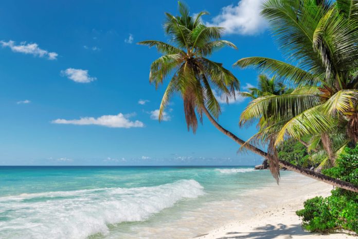 Caribbean Islands Offering Free Hotel Nights scaled e1668477357339
