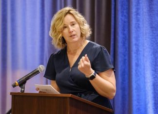 Park Metropolis tourism official makes impassioned argument in help of employee housing