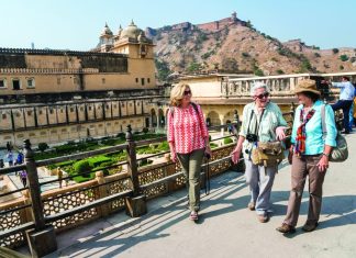 Household Options: SOLO TRAVEL TIPS