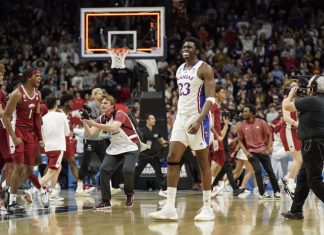 Udeh transfers to TCU; all 8 KU males’s basketball transfers have now picked locations