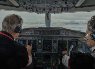 Surviving Long-Haul Flights: Strategies for Comfort, Health, and Entertainment airline, flight