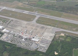 4 US military Ospreys make emergency landings at airports in Okinawa, Kagoshima