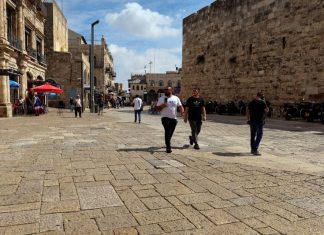 Israeli, Palestinian tourism reels as conflict escalates