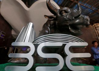 Indian Railway Catering & Tourism Corporation share price Today Live Updates : Indian Railway Catering & Tourism Corporation on Track for Positive Trading Today