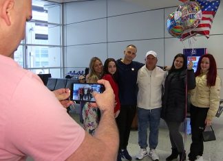 Family reunites at DFW Airport just in time for Christmas – NBC 5 Dallas-Fort Worth