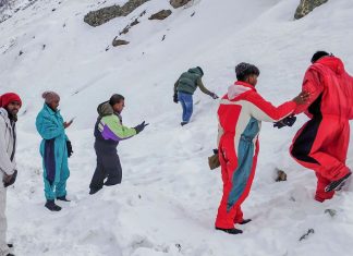 Christmas Vacation 2023: Six snow-capped destinations to travel in India
