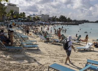 U.S. issues travel advisory in Bahamas after violent crimes