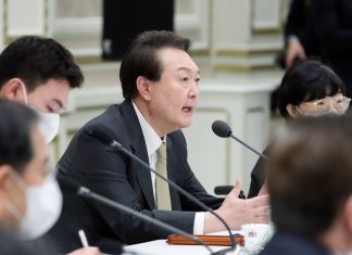 Airbnb and Artwork Export Rules Revised