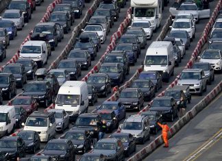 Easter travel warning with ’14 million’ holiday road journeys, record numbers at airports and major rail works planned | Travel News