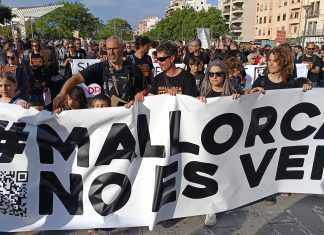 ‘Historic’ anti-tourism march in Mallorca: 10,000 locals take to the streets demanding change to ‘destructive’ industry