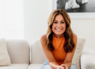 Dr Libby’s Long-Haul Travel Tips: How To Eat, Drink & Sleep To Beat Jet Lag
